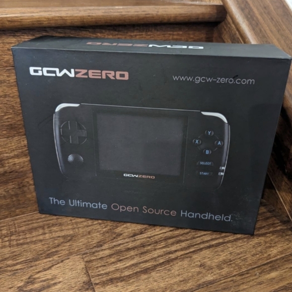 GCW Zero Open Source Portable video game system - Picture 1 of 7